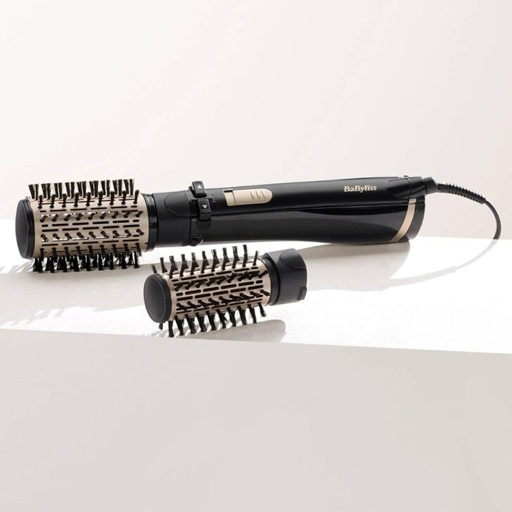 سشوار Babyliss مدل AS964ROE روی میز آرایش