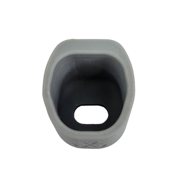 محل اتصل شارژر در استند نگهدارنده One Blade به ماشین اصلاح